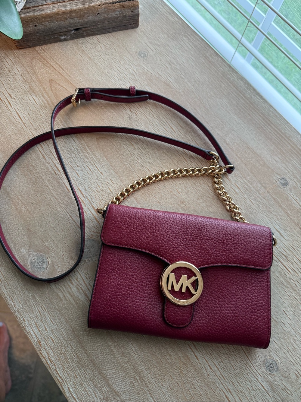 Michael Kors Burgundy Leather Crossbody Wallet Bag Gold Chain Merlot